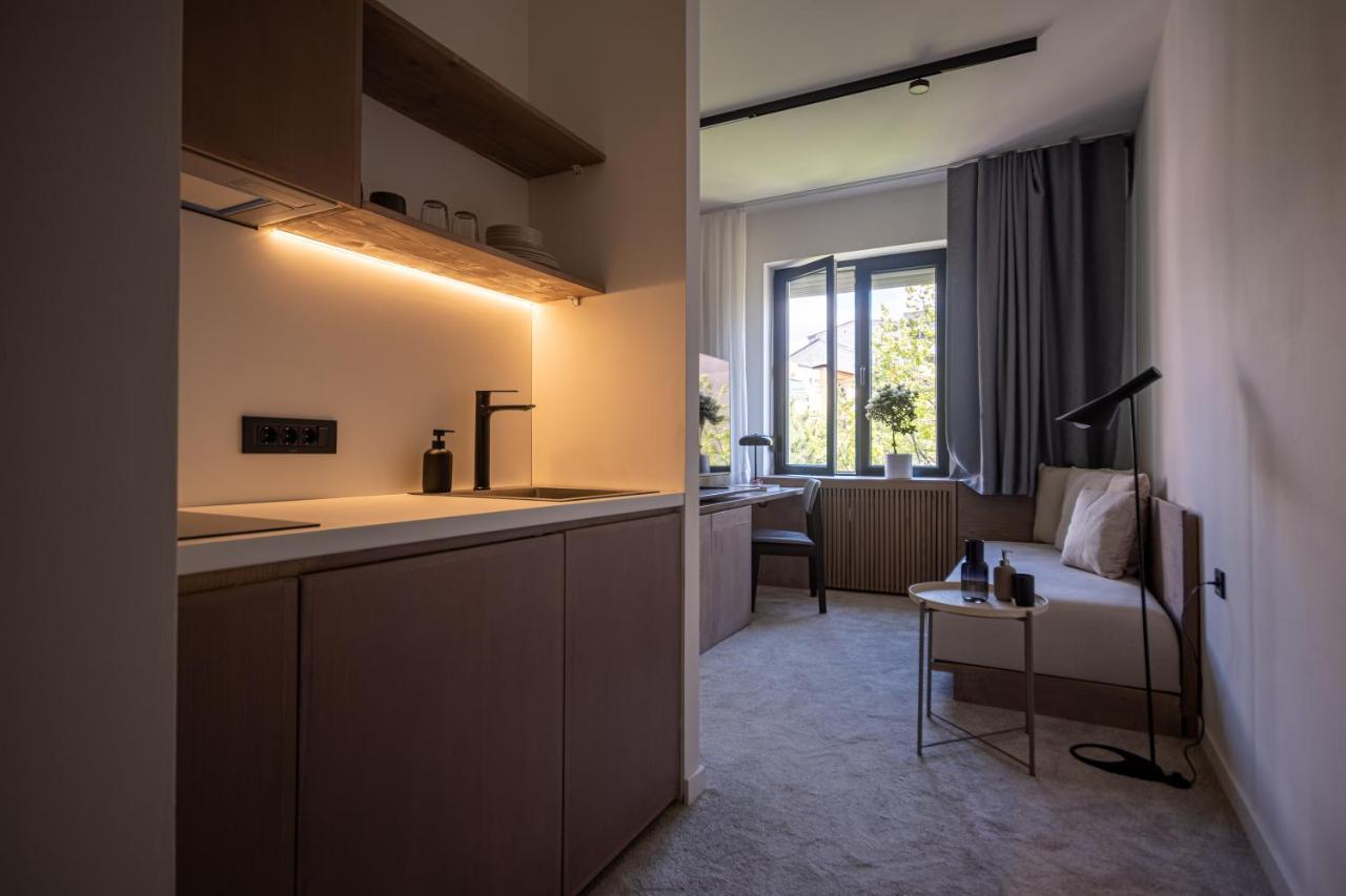 Bloom Suites Priştine Dış mekan fotoğraf