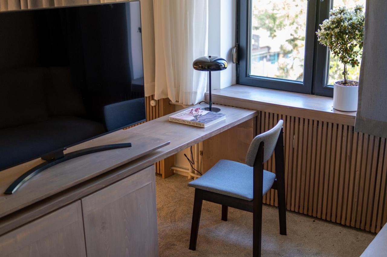 Bloom Suites Priştine Dış mekan fotoğraf