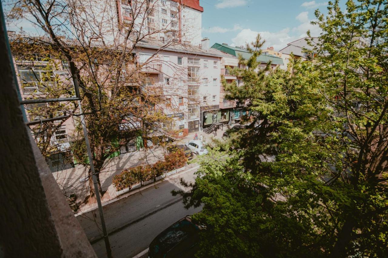 Bloom Suites Priştine Dış mekan fotoğraf