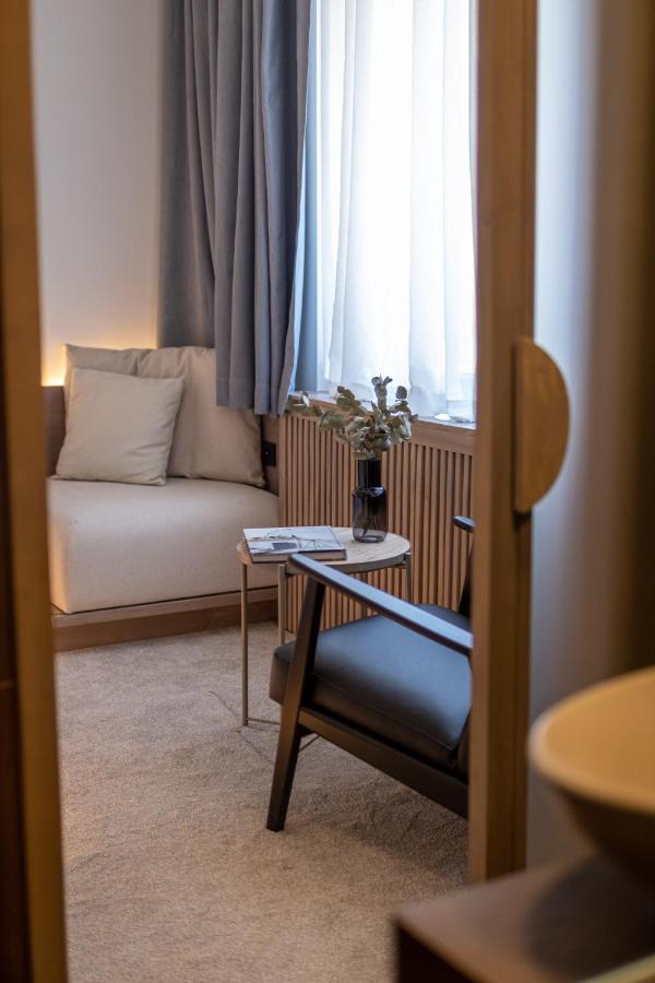 Bloom Suites Priştine Dış mekan fotoğraf