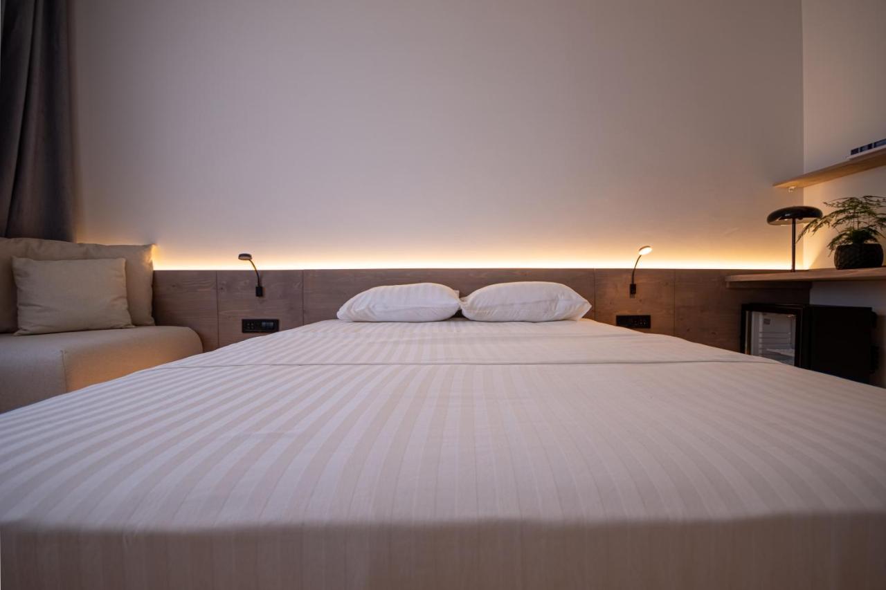 Bloom Suites Priştine Dış mekan fotoğraf